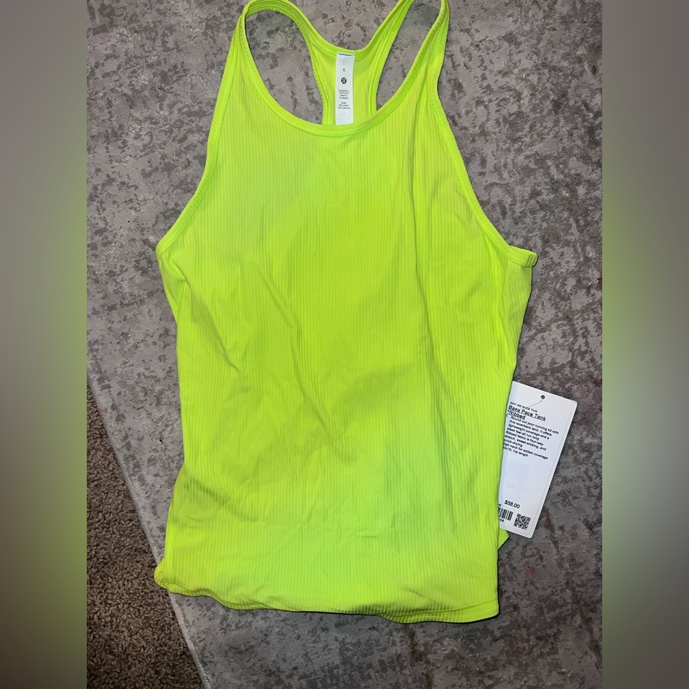 Lululemon size 6 NWT